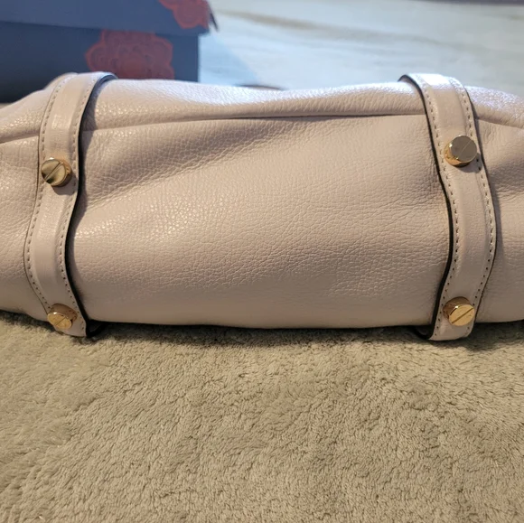 MICHAEL KORS PURSE - Picture 5 of 5